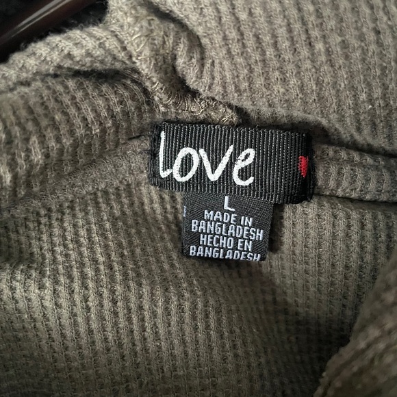 Cropped Hoodie - Picture 3 of 3